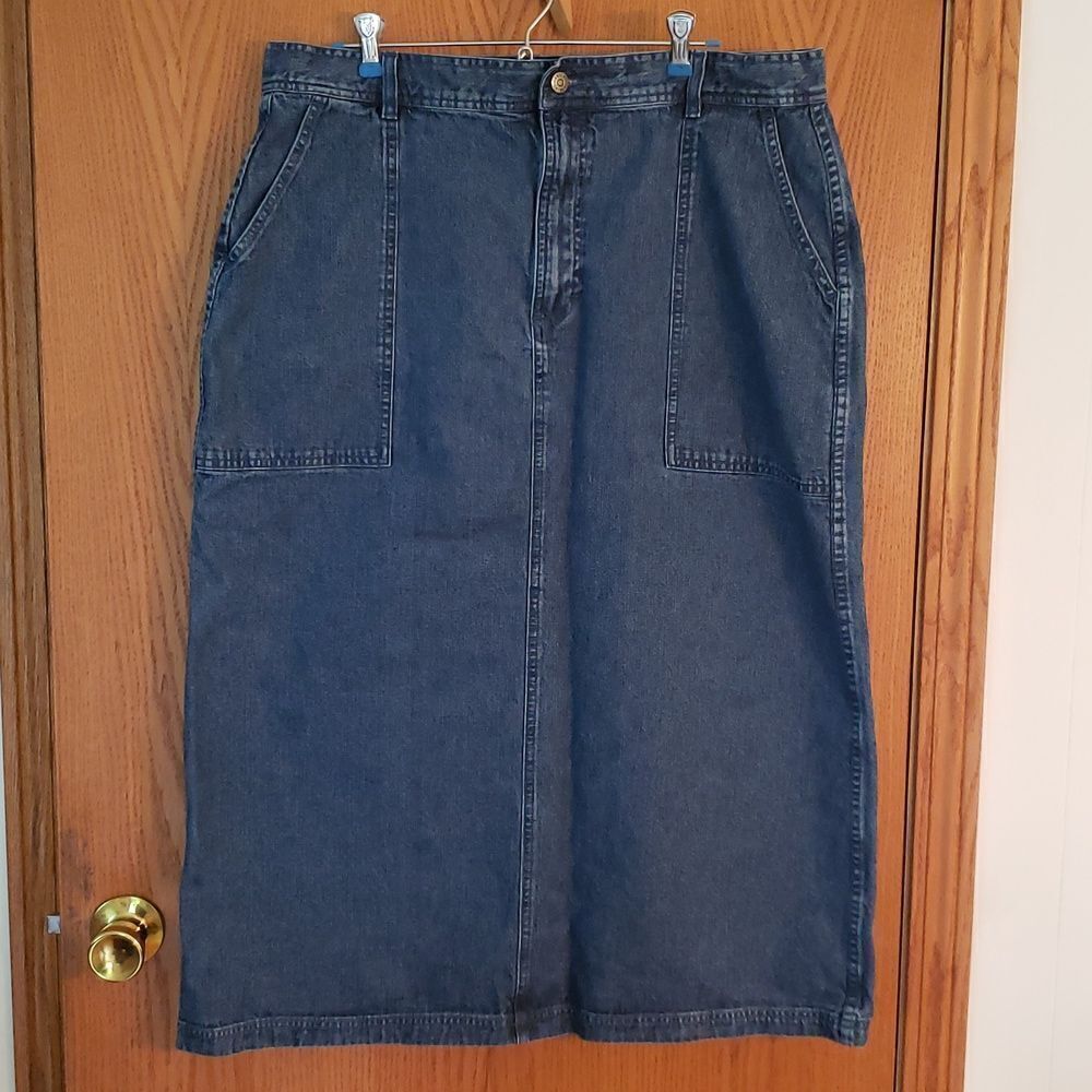 Cabela's Blue Denim Skirt Sz 18